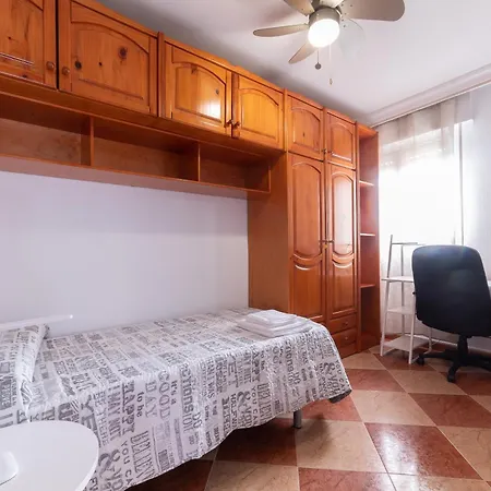 Lägenhet Piso Muy Acogedor 3